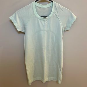 Lululemon swiftly tech short sleeve